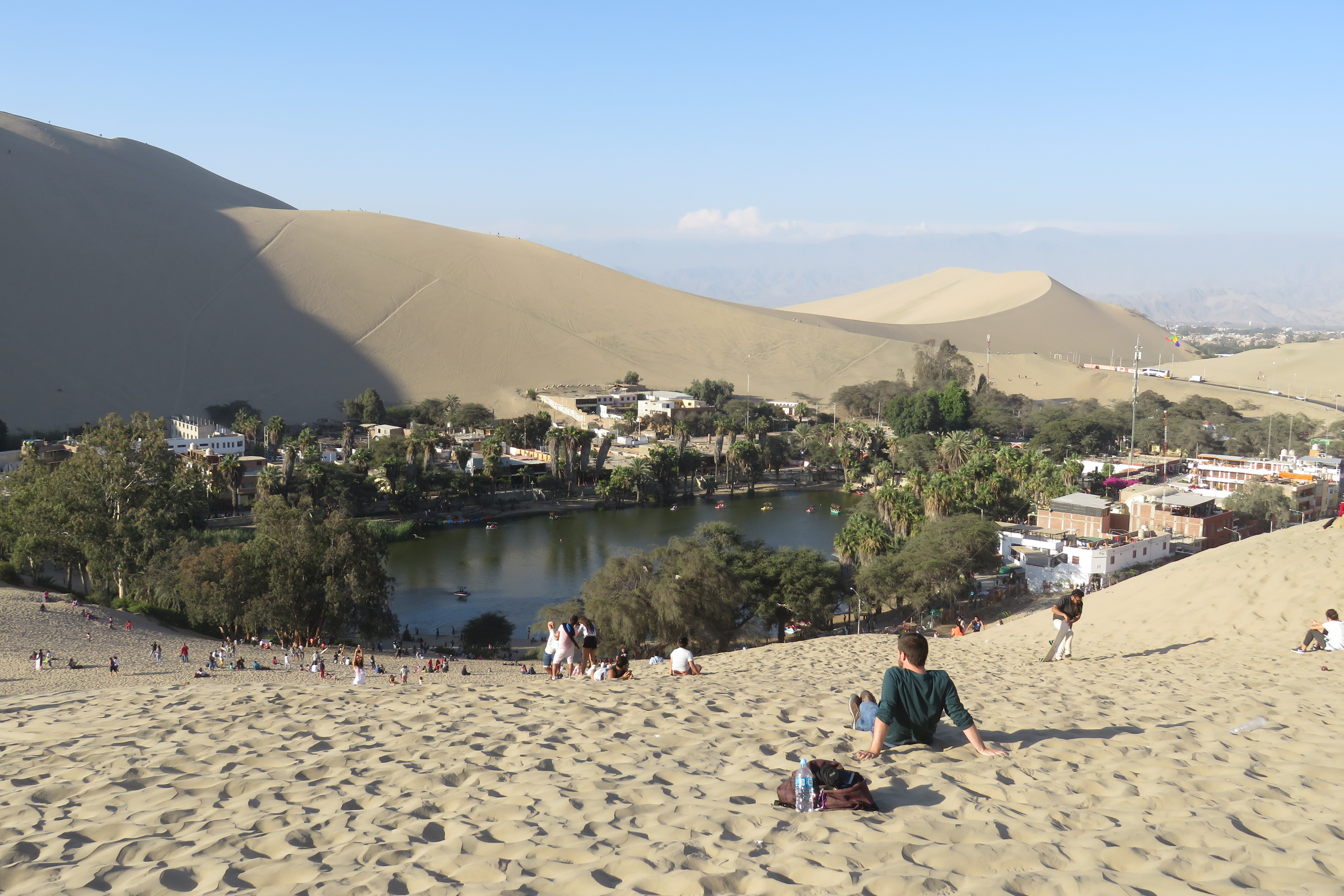 Tranquilidad en el Oasis de la Huacachina