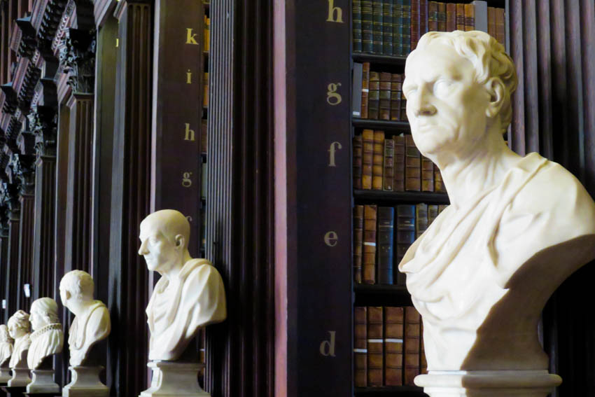Detalles en Long Room, Old Library. Biblioteca del Trinity College 2