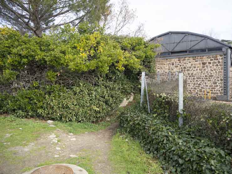 Plaza del Progreso: entrada al sendero hacia el Mirador