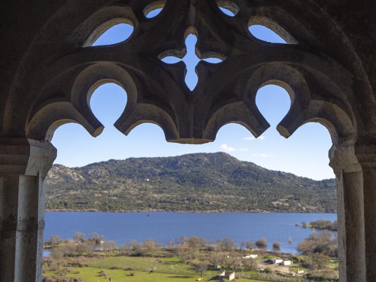 Embalse de Santillana desde el Castillo de los Mendoza