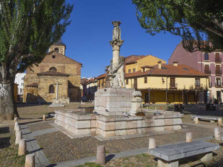 Plaza del Grano, una de los sitios más bonitos que ver en León