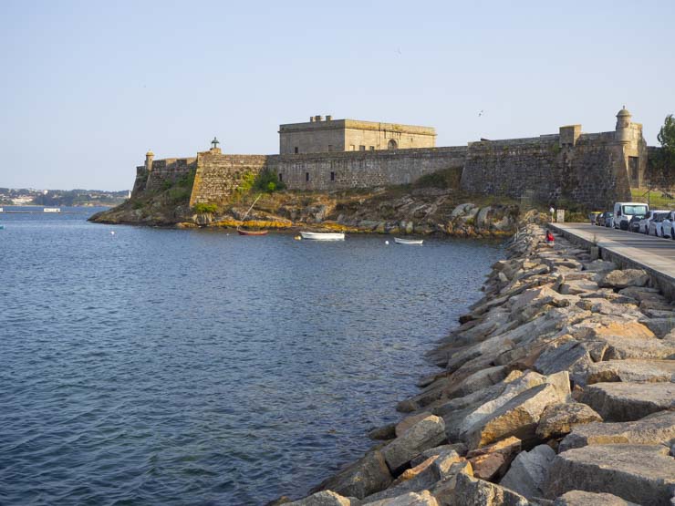 Uno de los mejores sitios que ver en A Coruña, el Castillo de San Antón
