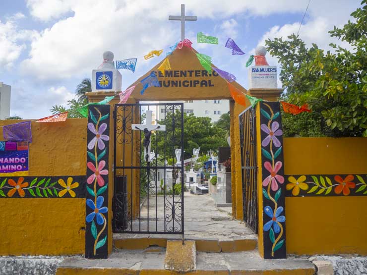 De las mejores cosas que hacer: Cementerio Municipal de Isla Mujeres