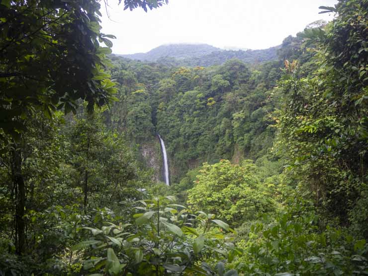 Qué hacer en la Catarata Río Fortuna: precios, horarios y tips