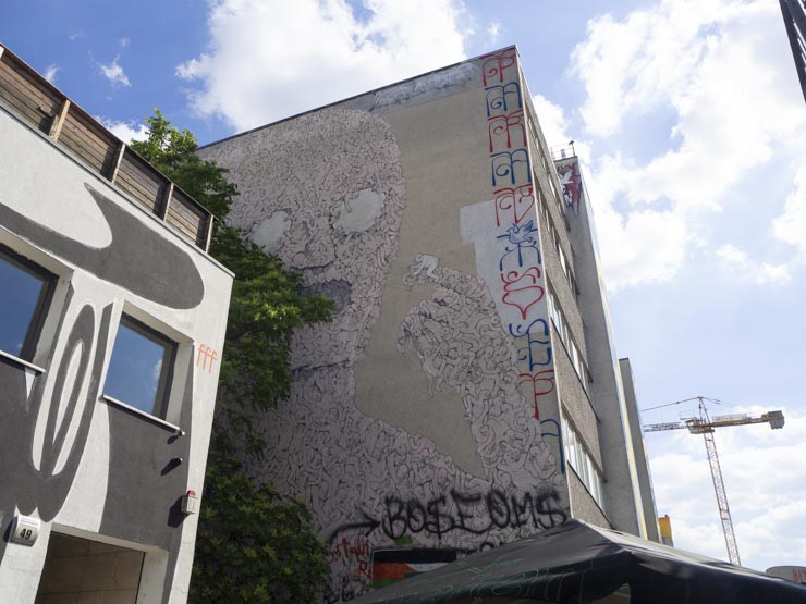 Ruta por Kreuzberg: Pink Man, de BLU