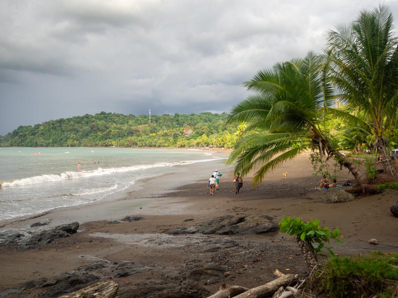 Playa Colorada, Agujitas de Drake (junto Corcovado)
