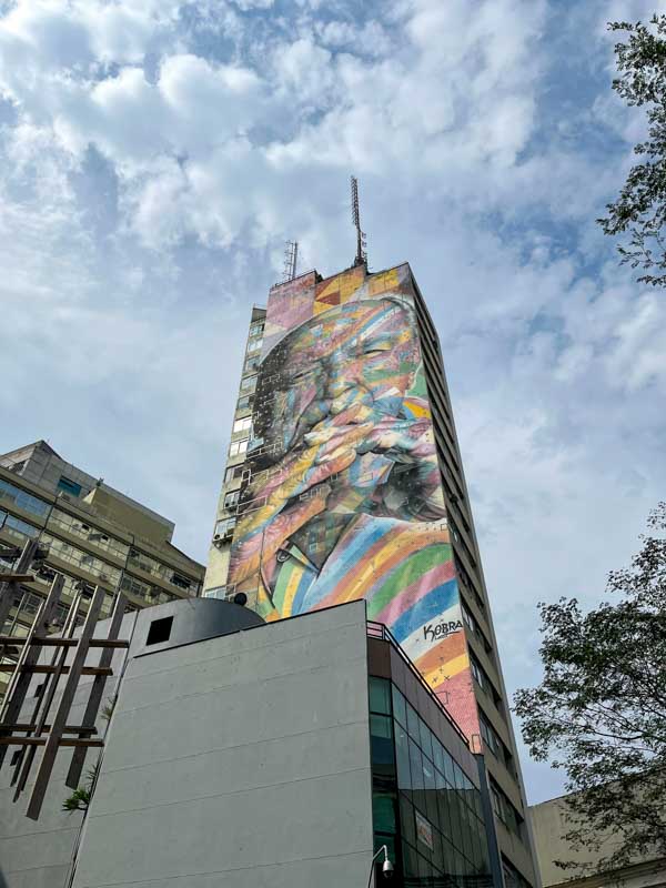 Recorriendo la Avenida Paulista de São Paulo