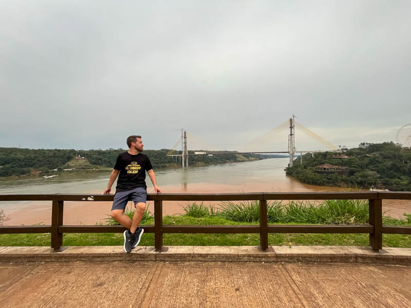 Hito de las 3 fronteras (Puerto Iguazú)