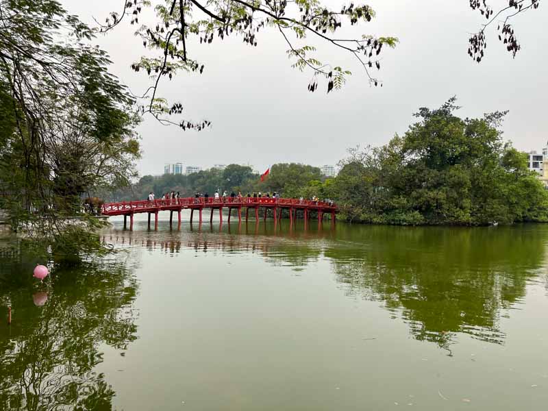 Puente rojo de Vietnam