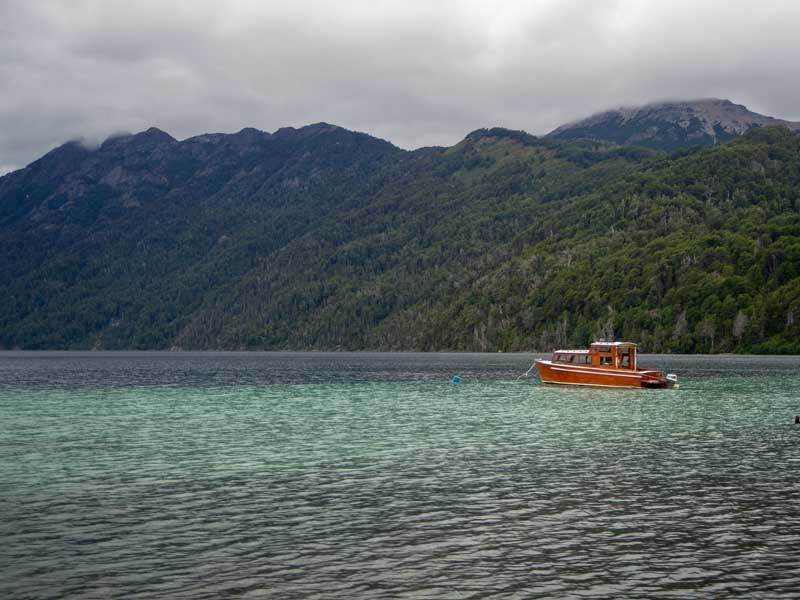 Playa Lago Correntoso