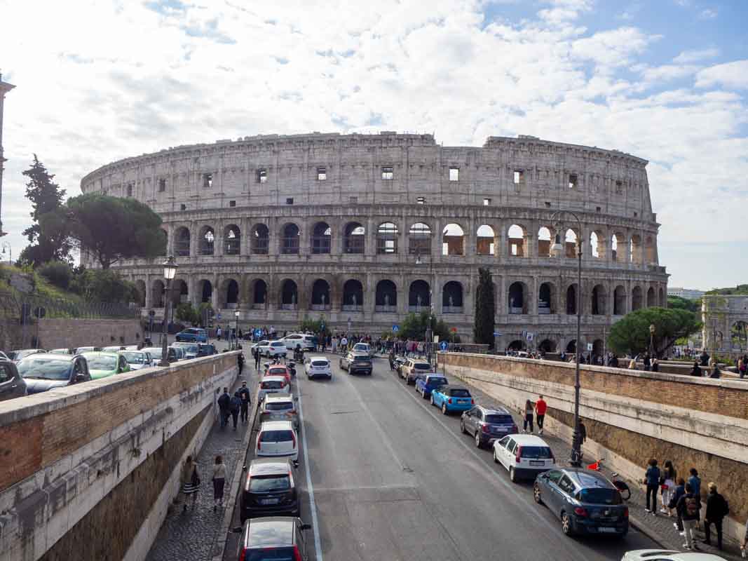 Alojamiento con vistas al Coliseo de Roma