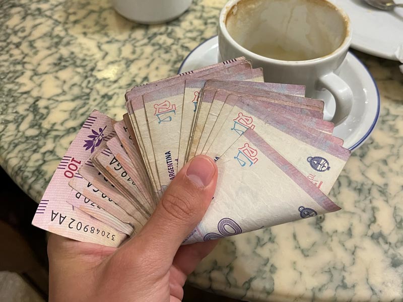 Guía de viaje a Argentina: Dinero y cambio