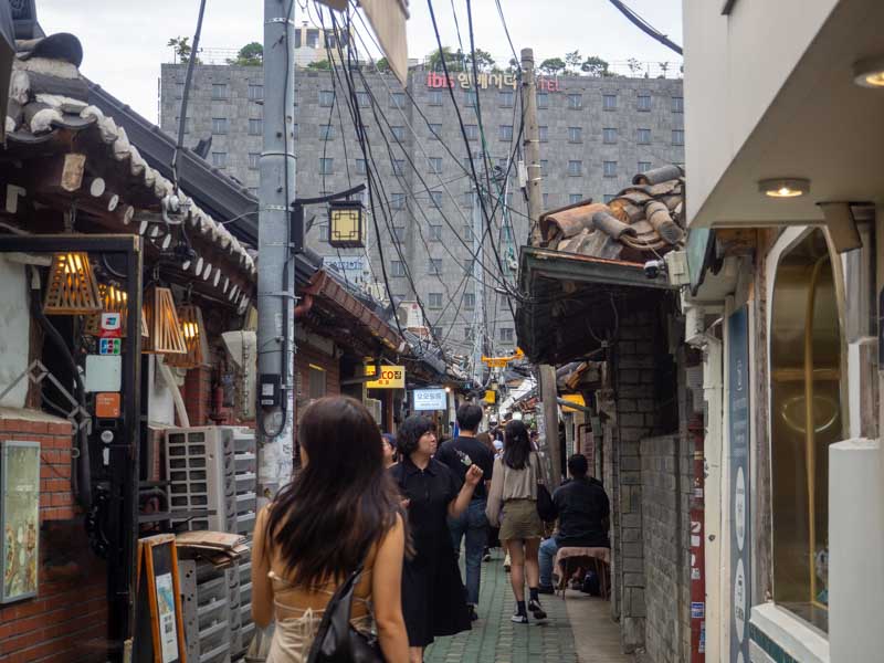 Ikseondong Hanok Village, Seúl