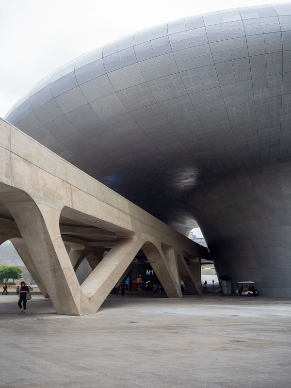Seul 3 dias: Dongdaemun Design Plaza