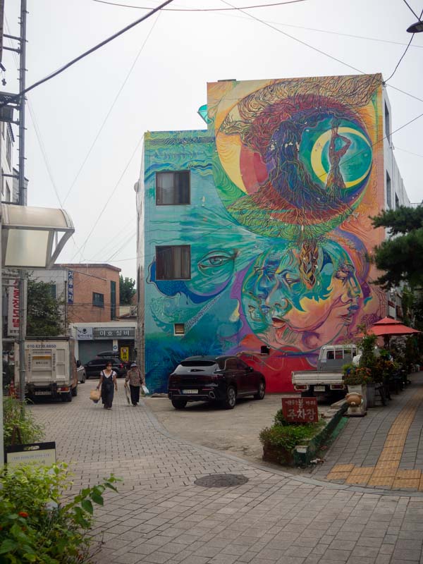 Qué ver en Suwon: Haenggung-dong Mural Village