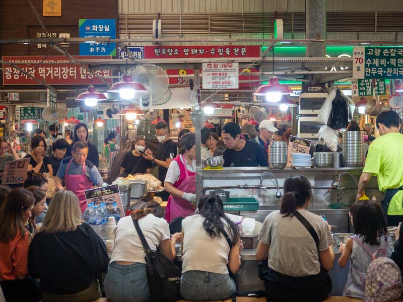 comer comida coreana en Seúl