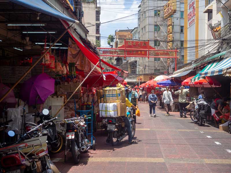 Alojarse en Chinatown, una de las opciones para dormir en Bangkok