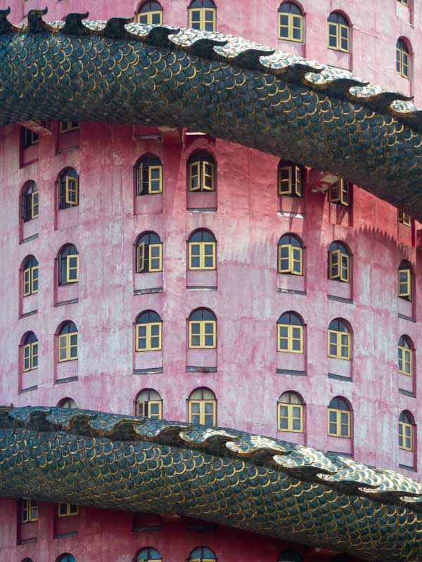 Detalle del Templo del Dragón de Bangkok