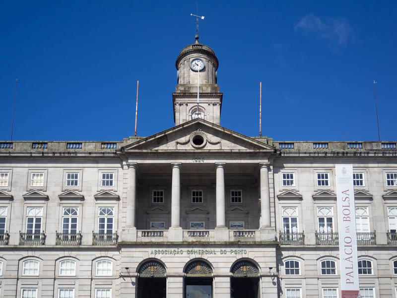 ¿Merece la pena visitar el Palacio de la Bolsa de Oporto?