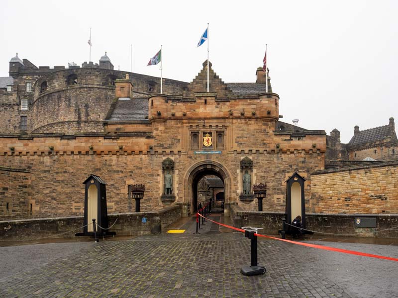 Merece la pena Castillo de Edimburgo