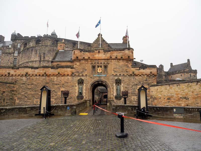 Explorer Pass: que incluye castillos