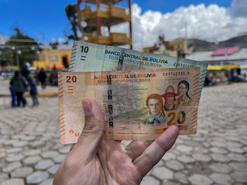 Moneda en Bolivia