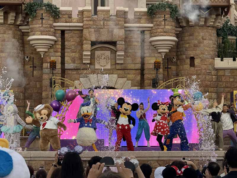 Show Mickey