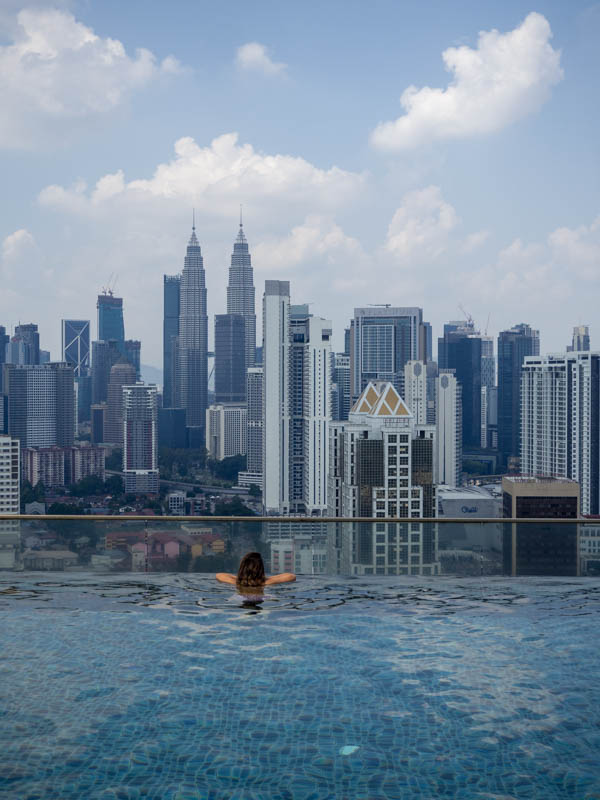 Piscina infinita Regalia