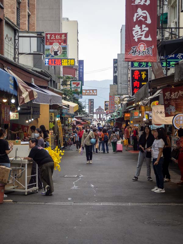 Ita Thao Shopping District