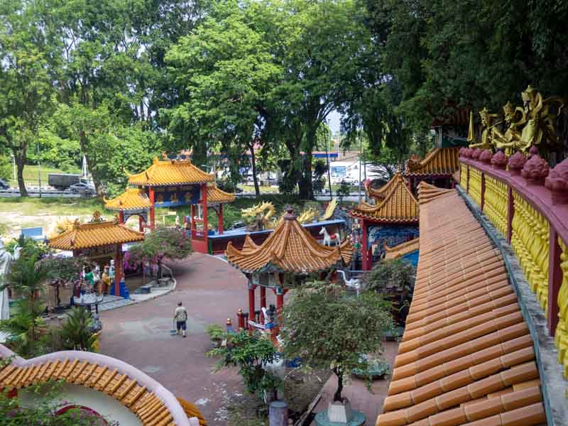 Ling Sen Tong Temple
