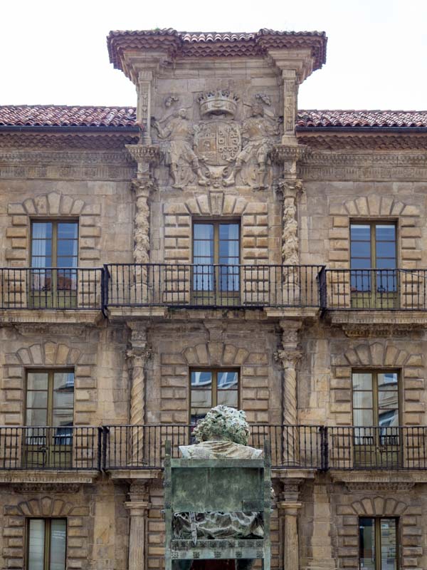 Avilés en un día: Palacio de Camposagrado