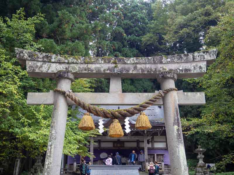 Santuario Shirakawa Hachiman